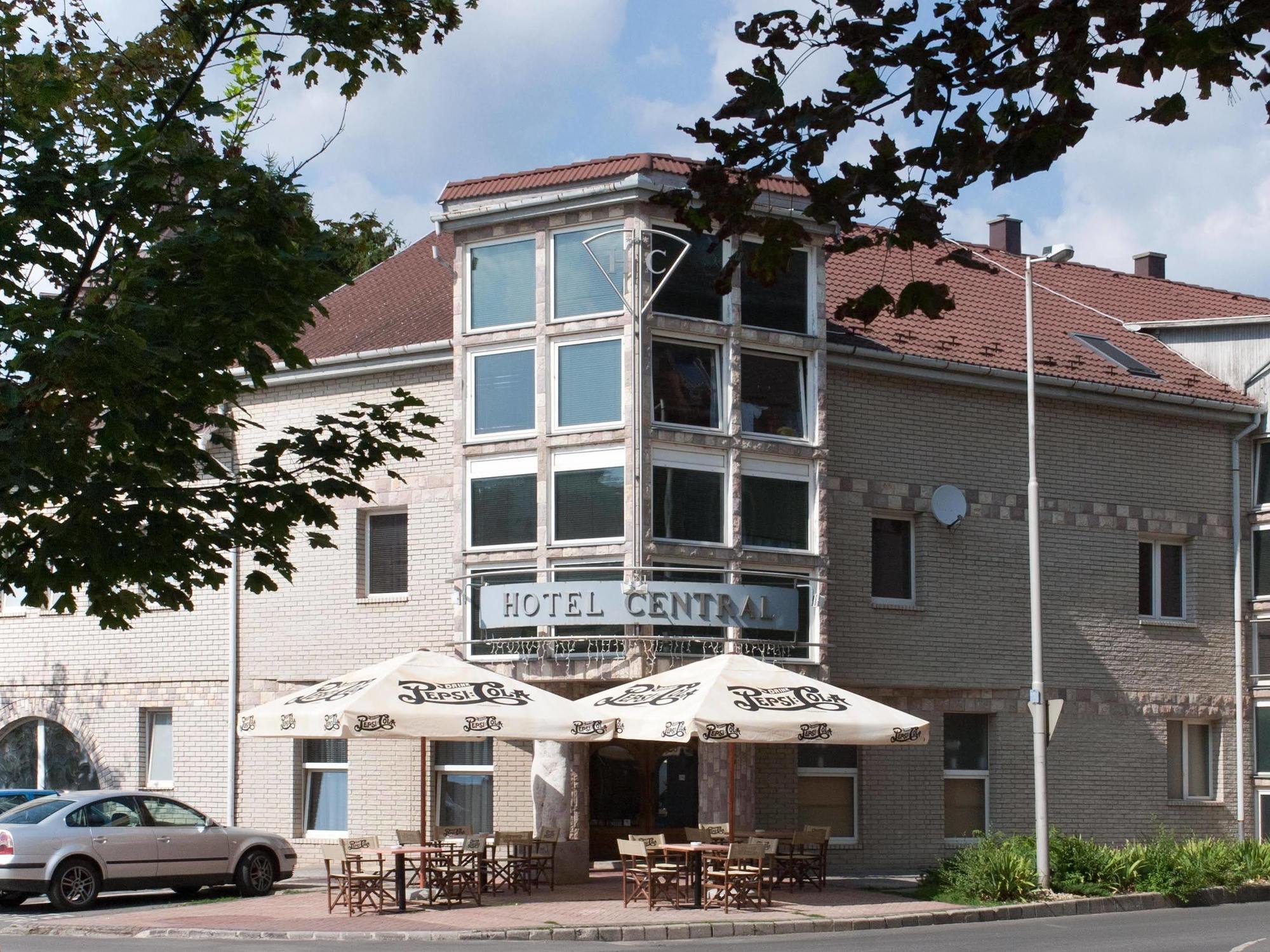 Hotel Central Nyíregyháza Exterior foto